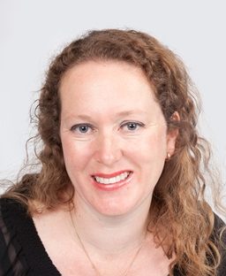 Esther Ewoldt