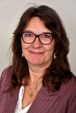 Eveline van Os